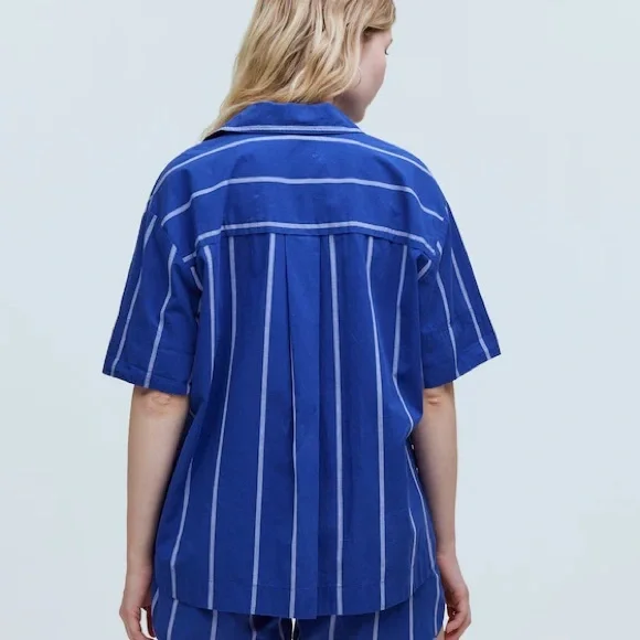 Madewell Oversized Button-Up Shirt/Matching Shorts
Large - Picture 5 of 13